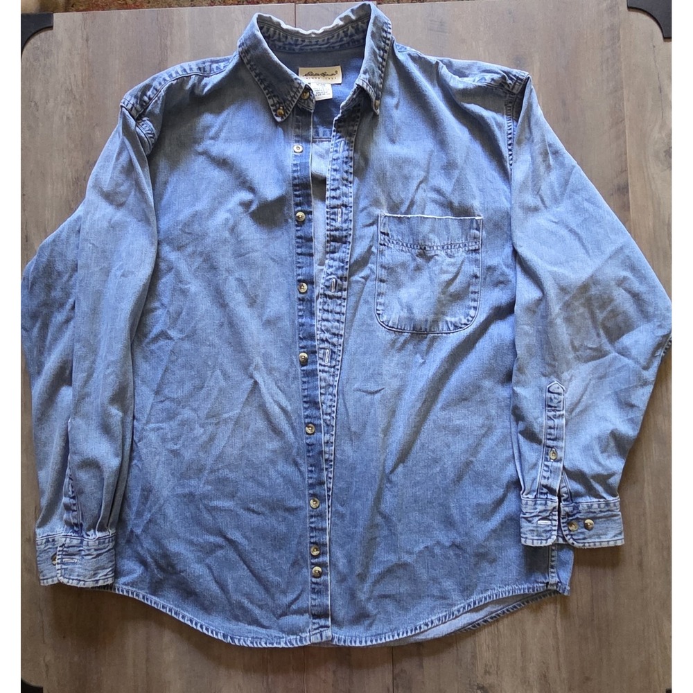 Eddie Bauer Men's Large Sport Shop Denim Trucker Jean Jacket Blue Long Sleeve